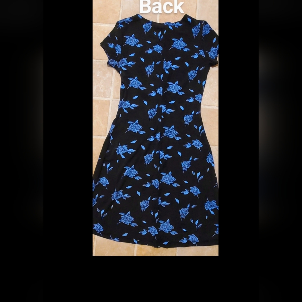 flower dress - Picture 2 of 3